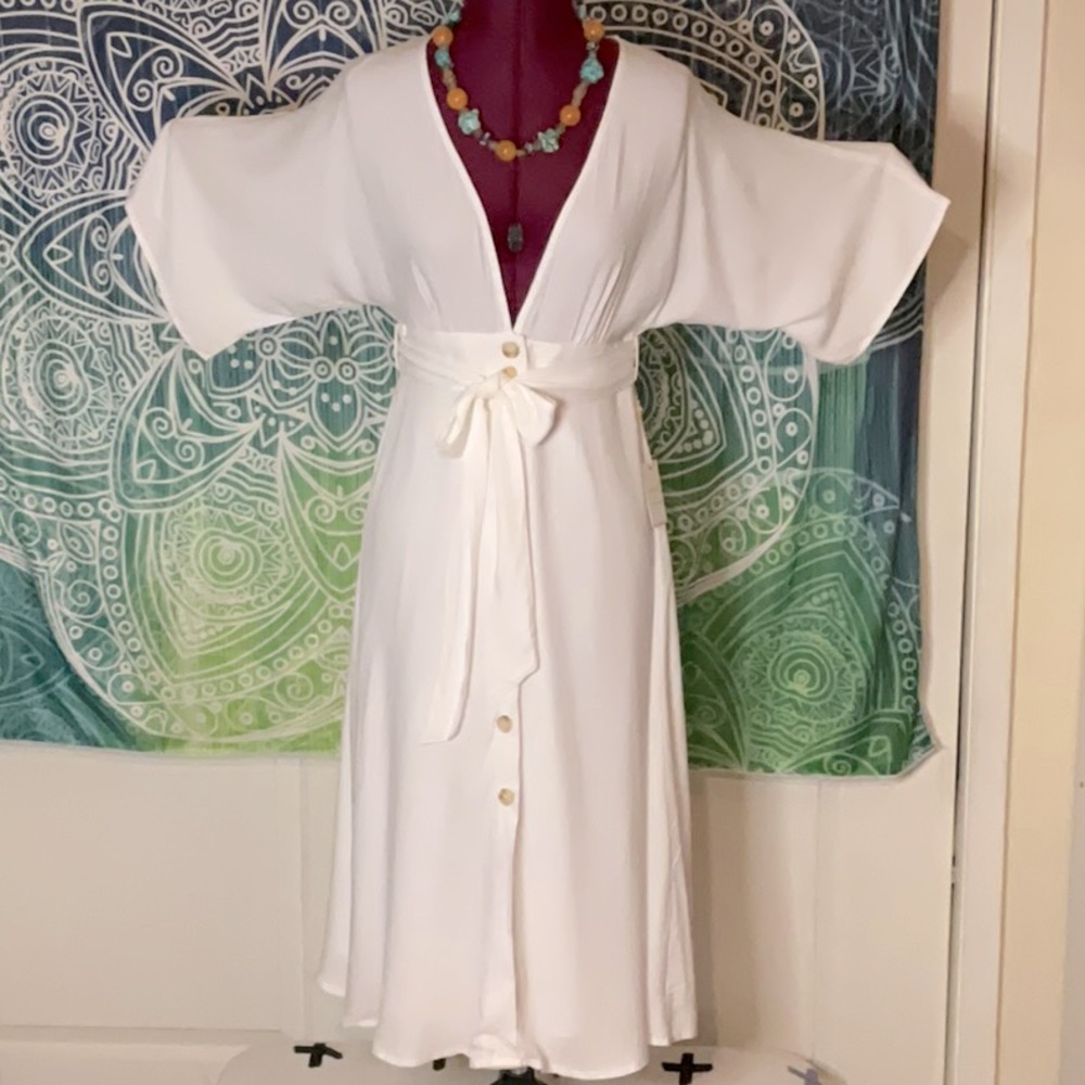 Forever 21 White Alluring Summer Midi Dress sz Large NWT 🌹❤️